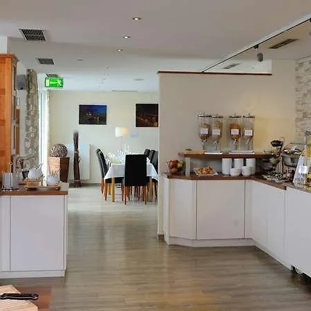 Ringhotel Haus Oberwinter 호텔 3*