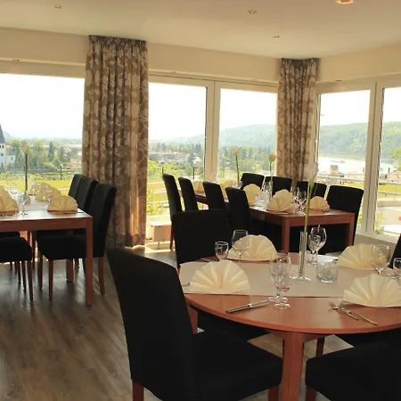 Ringhotel Haus Oberwinter 3* 레마겐