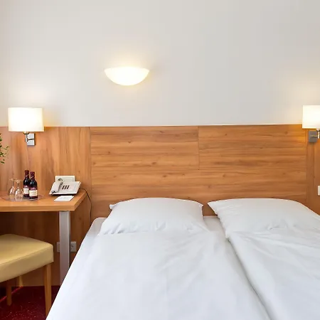 Ringhotel Haus Oberwinter 3* 레마겐