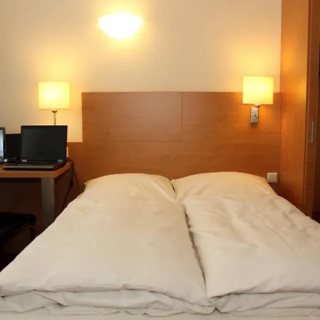 Ringhotel Haus Oberwinter 레마겐